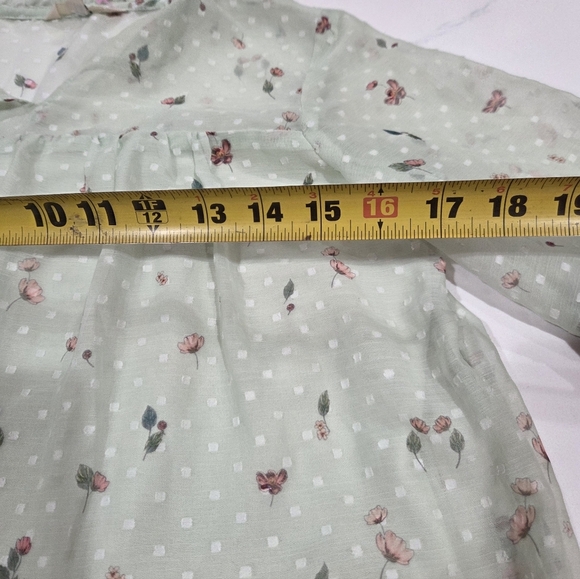 AND Light Green Floral Blouse Size 10 NWOT. - Picture 8 of 10